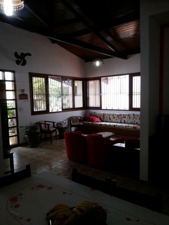 Casa Em Itanhaemヴィラ エクステリア 写真